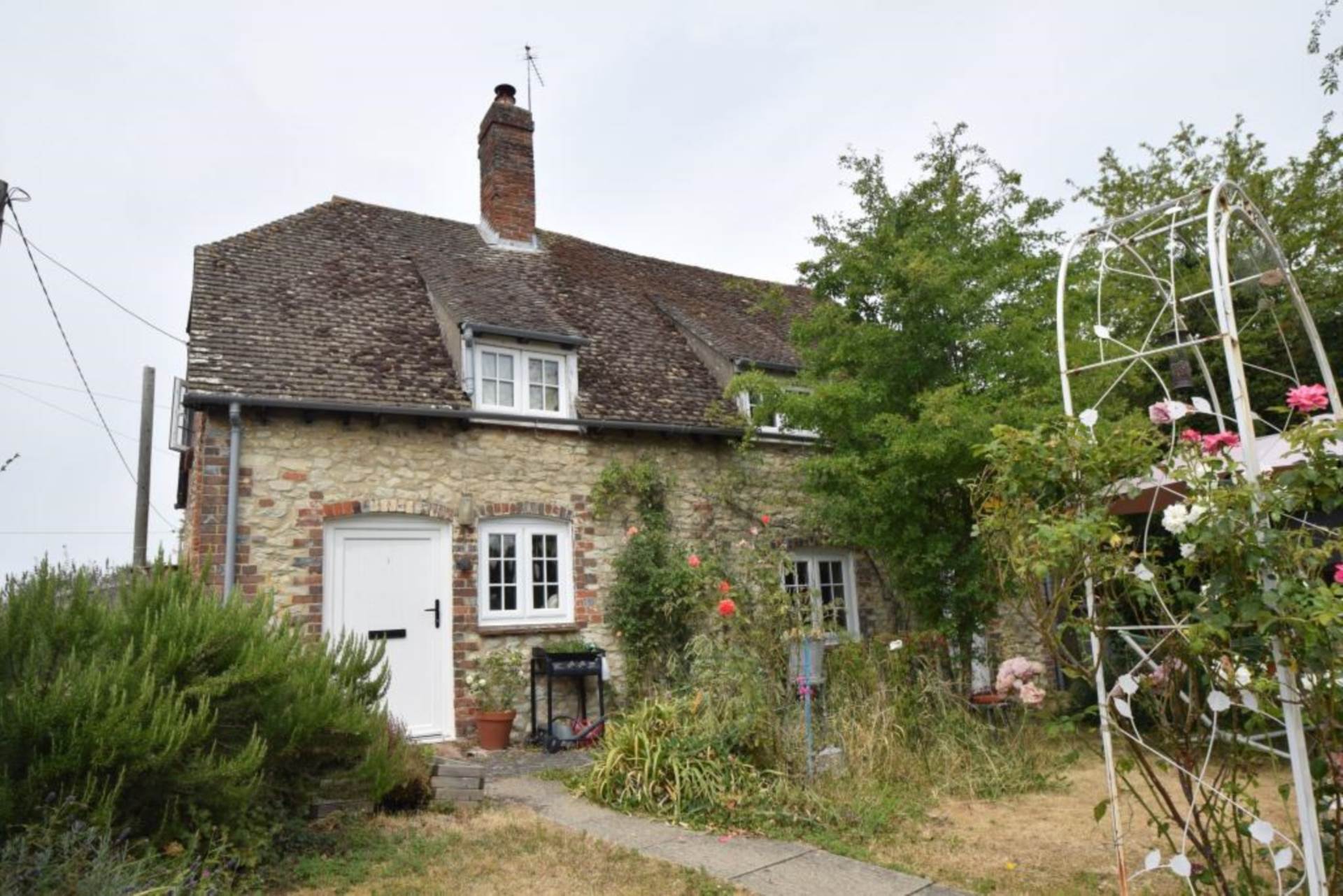 2 bed Detached for rent in Watlington. From Griffith & Partners - Watlington