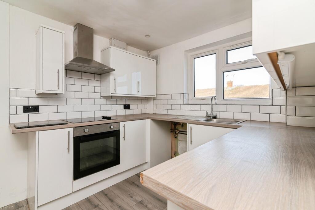 2 bed 1st Floor Flat for rent in Bingham. From Frank Innes - Bingham