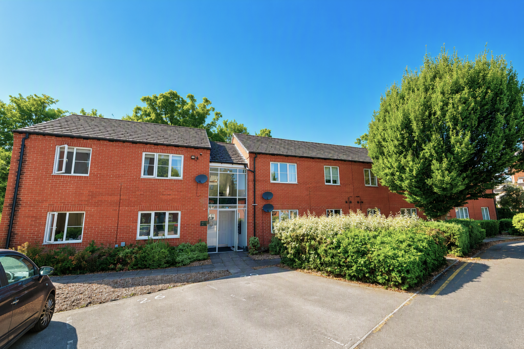2 bed 1st Floor Flat for rent in Lincoln. From Frank Innes - Bingham