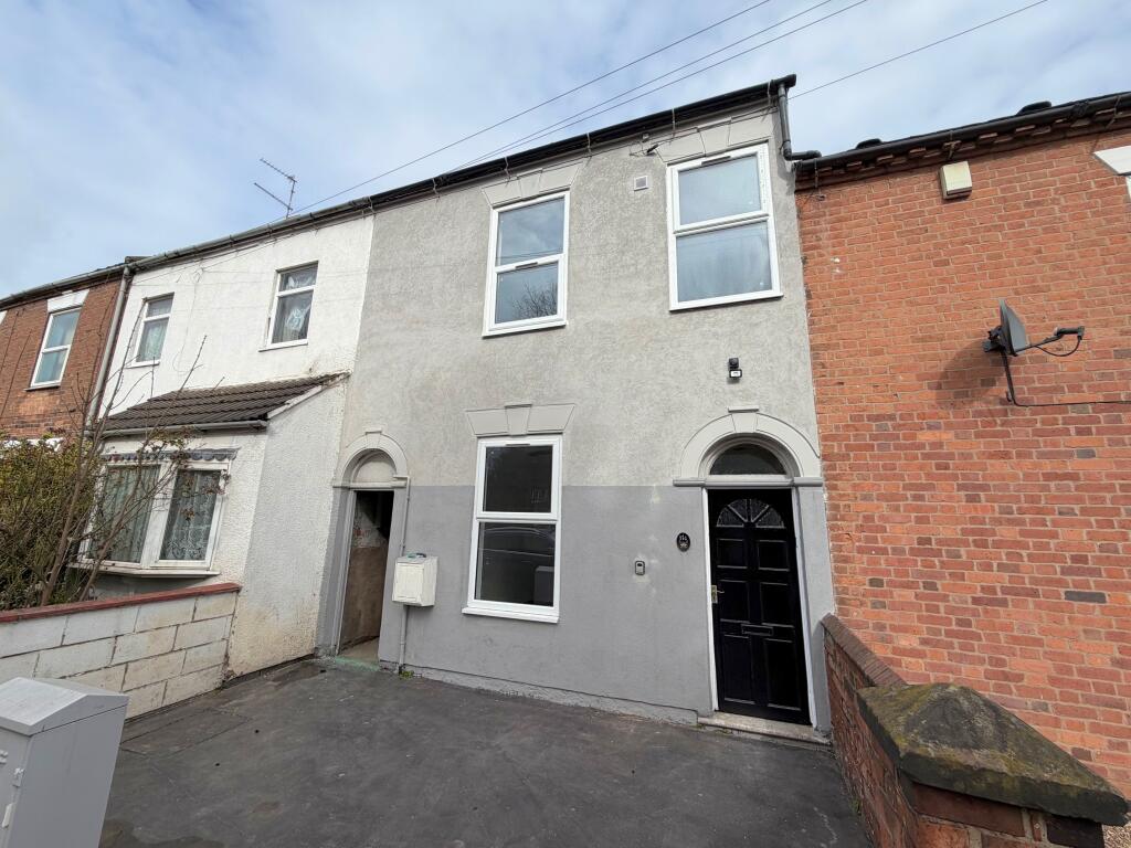 5 bed Mid Terraced House for rent in Burton upon Trent. From Frank Innes - Burton-Upon-Trent