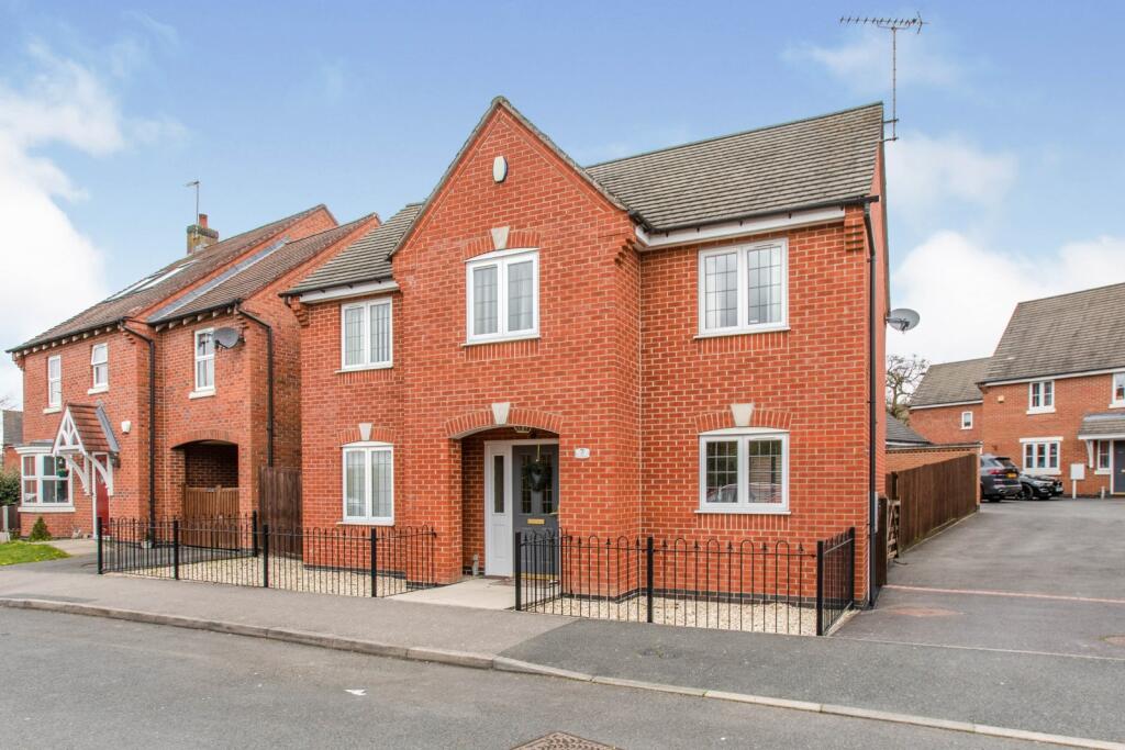 4 bed Detached for rent in High Cross Bank. From Frank Innes - Burton-Upon-Trent 4 bed Detached for rent in High Cross Bank. From Frank Innes - Burton-Upon-Trent
