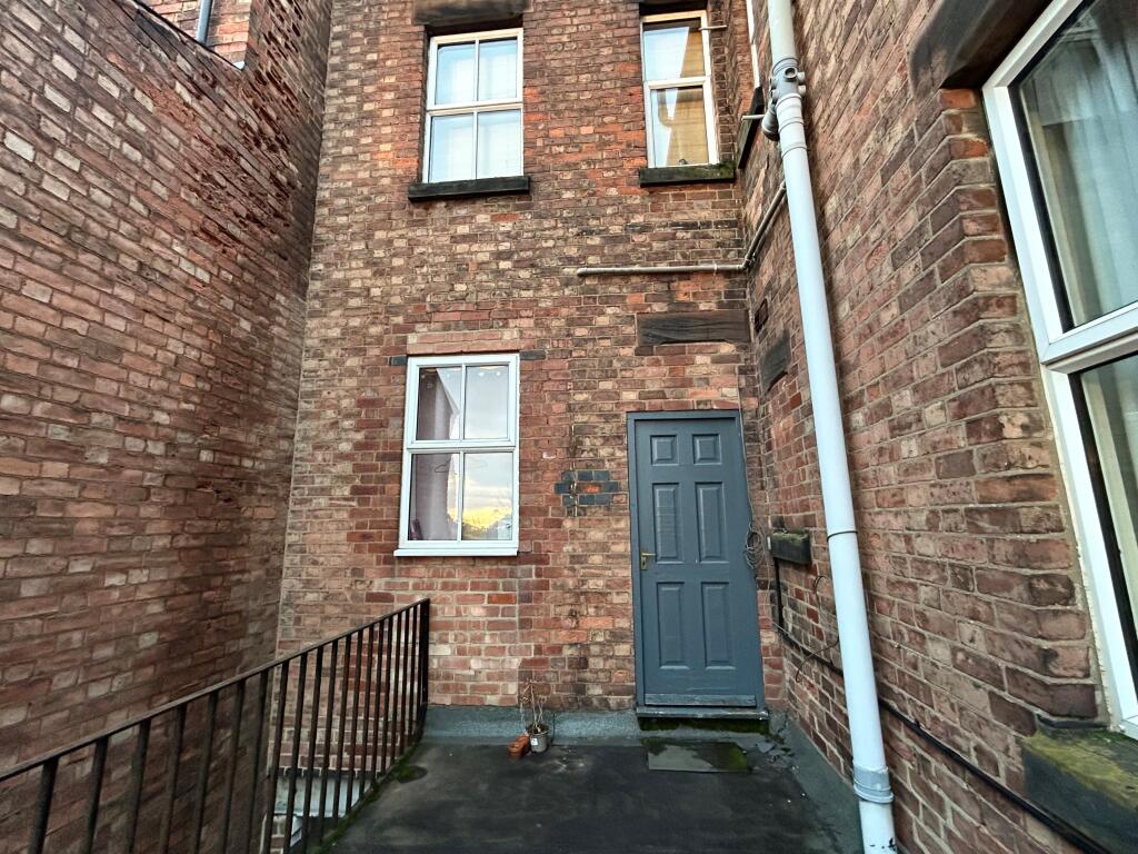 1 bed 1st Floor Flat for rent in Burton upon Trent. From Frank Innes - Burton-Upon-Trent