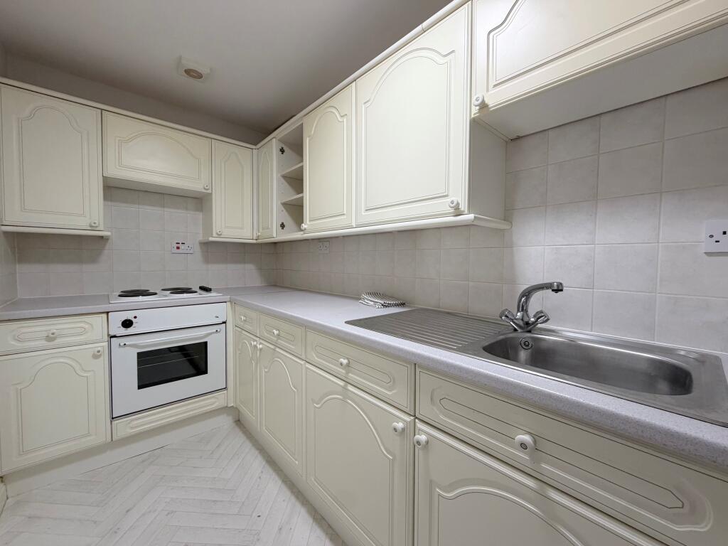 2 bed Apartment for rent in Overseal. From Frank Innes - Burton-Upon-Trent