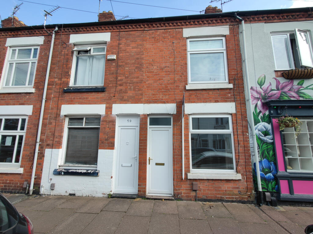 2 bed Mid Terraced House for rent in Stoughton. From Frank Innes - Leicester