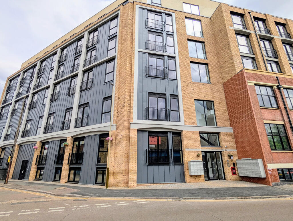 4 bed 1st Floor Flat for rent in Leicester. From Frank Innes - Leicester