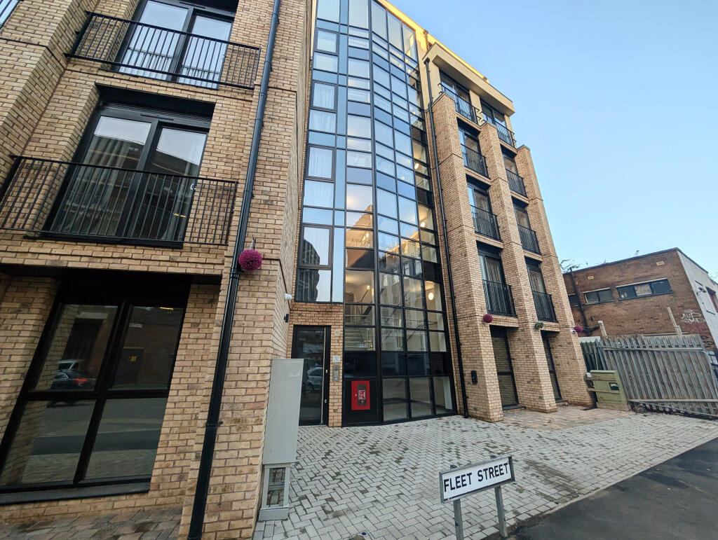 4 bed 1st Floor Flat for rent in Leicester. From Frank Innes - Leicester