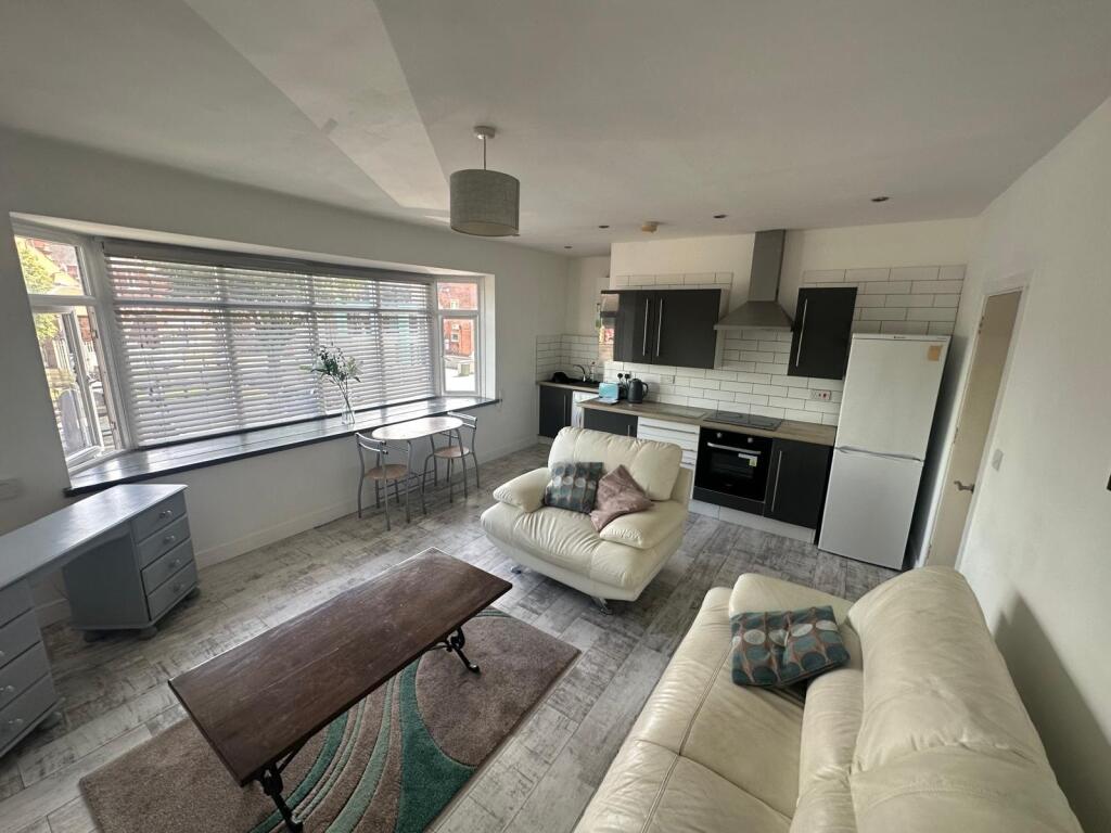 2 bed 1st Floor Flat for rent in West Bridgford. From Frank Innes - Mapperley