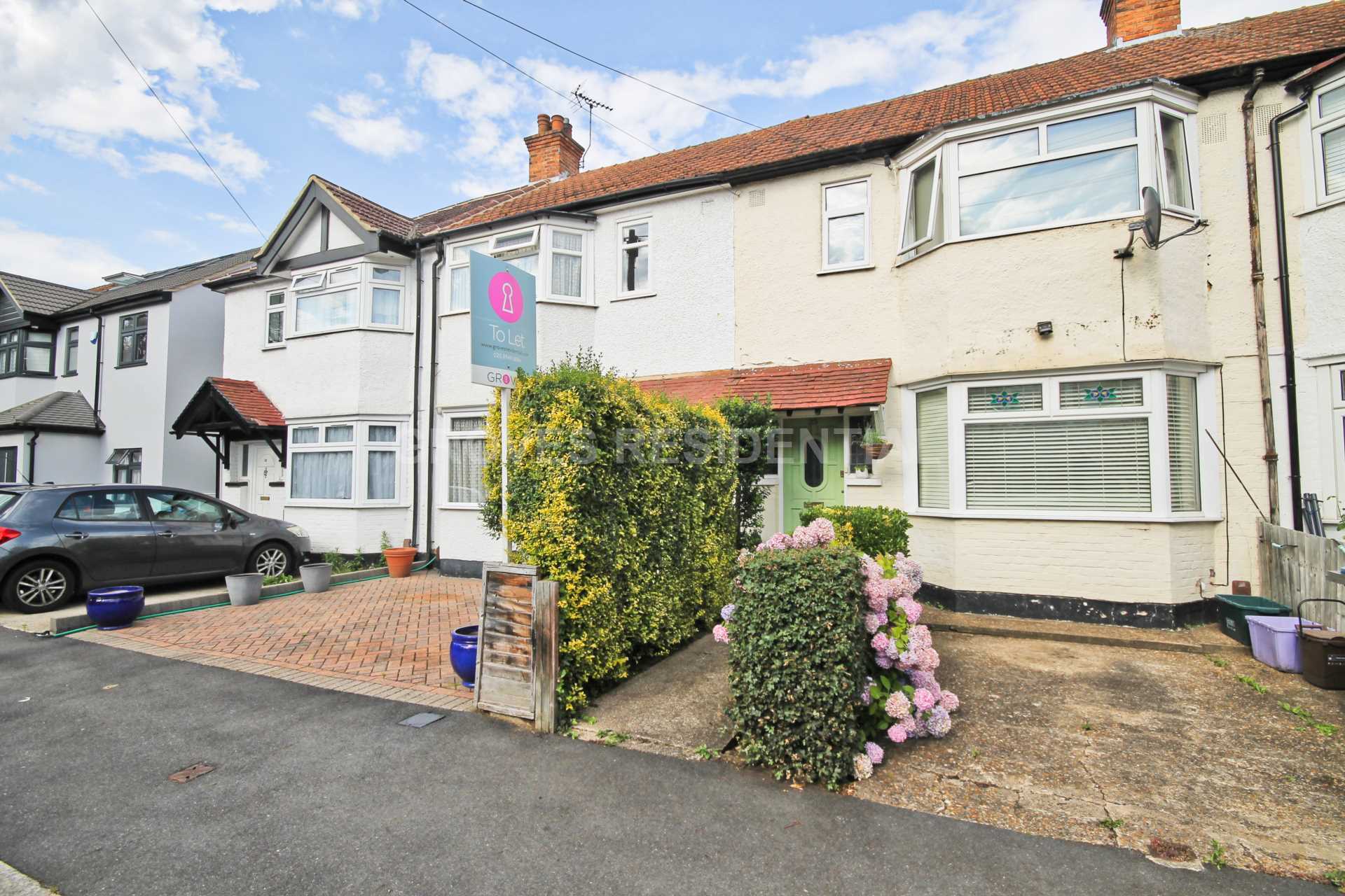 3 bed Mid Terraced House for rent in New Malden. From Groves Residential