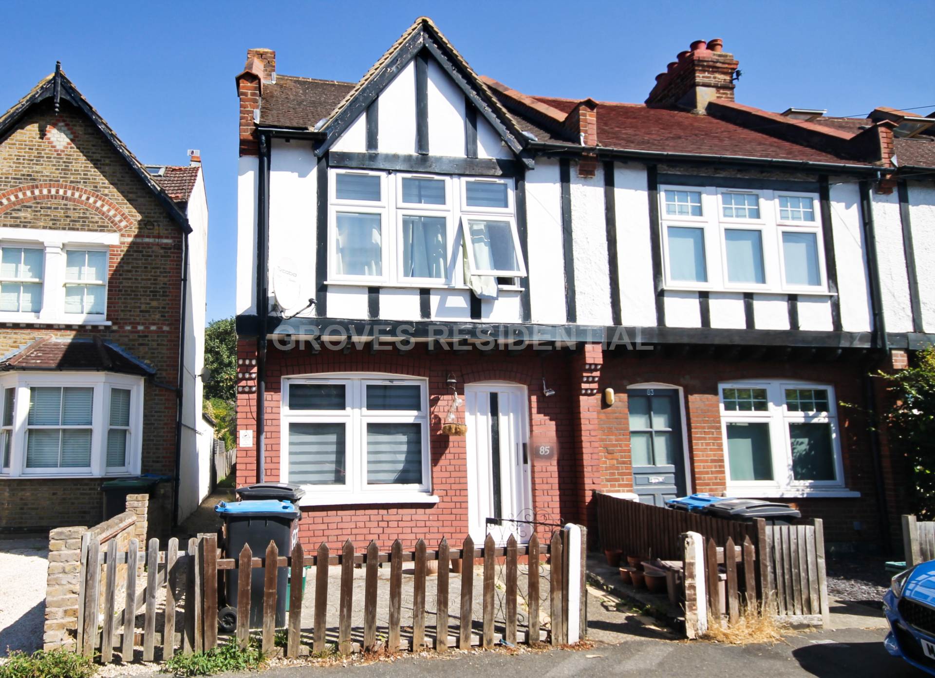 3 bed End of Terrace for rent in New Malden. From Groves Residential
