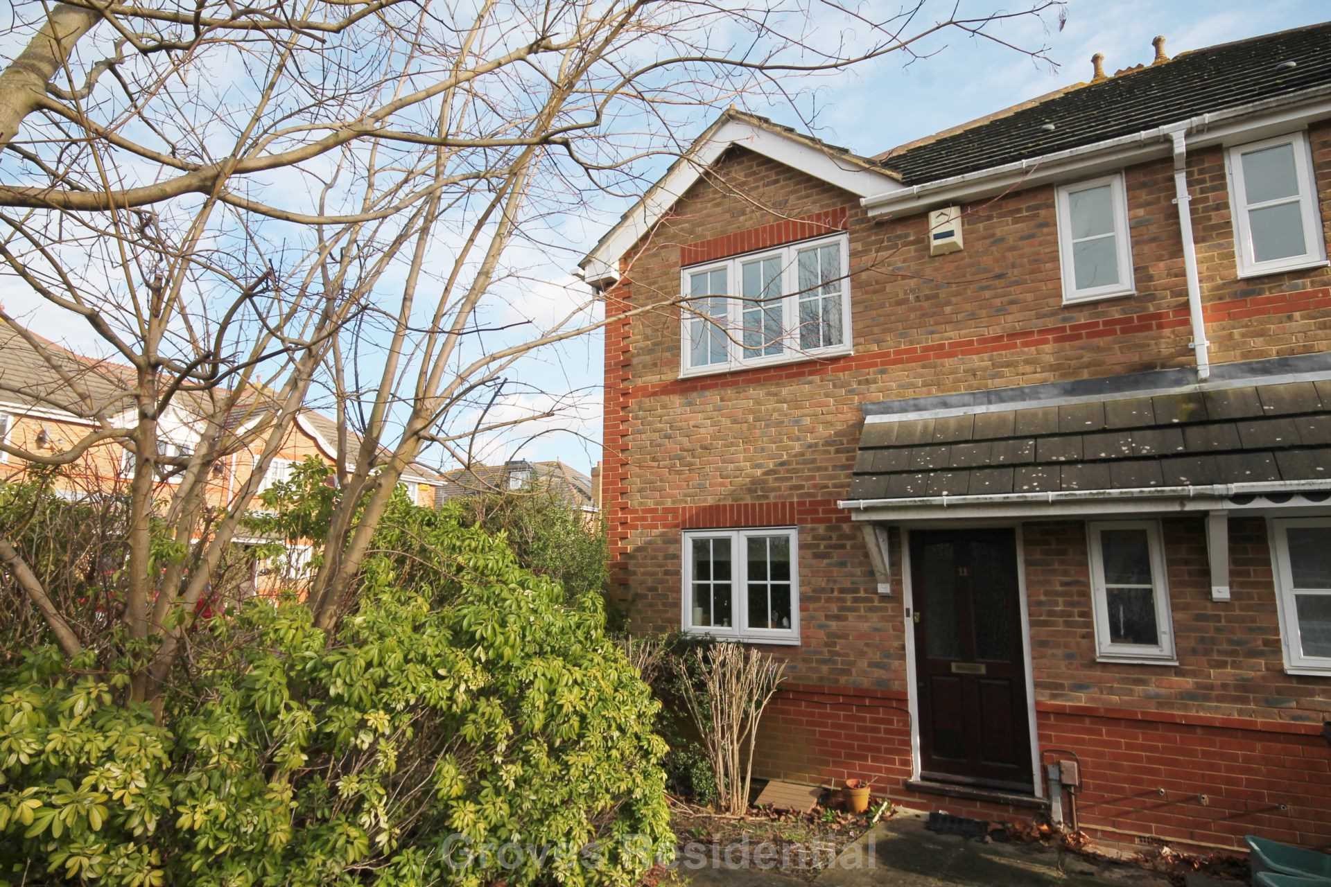 3 bed End of Terrace for rent in New Malden. From Groves Residential 3 bed End of Terrace for rent in New Malden. From Groves Residential