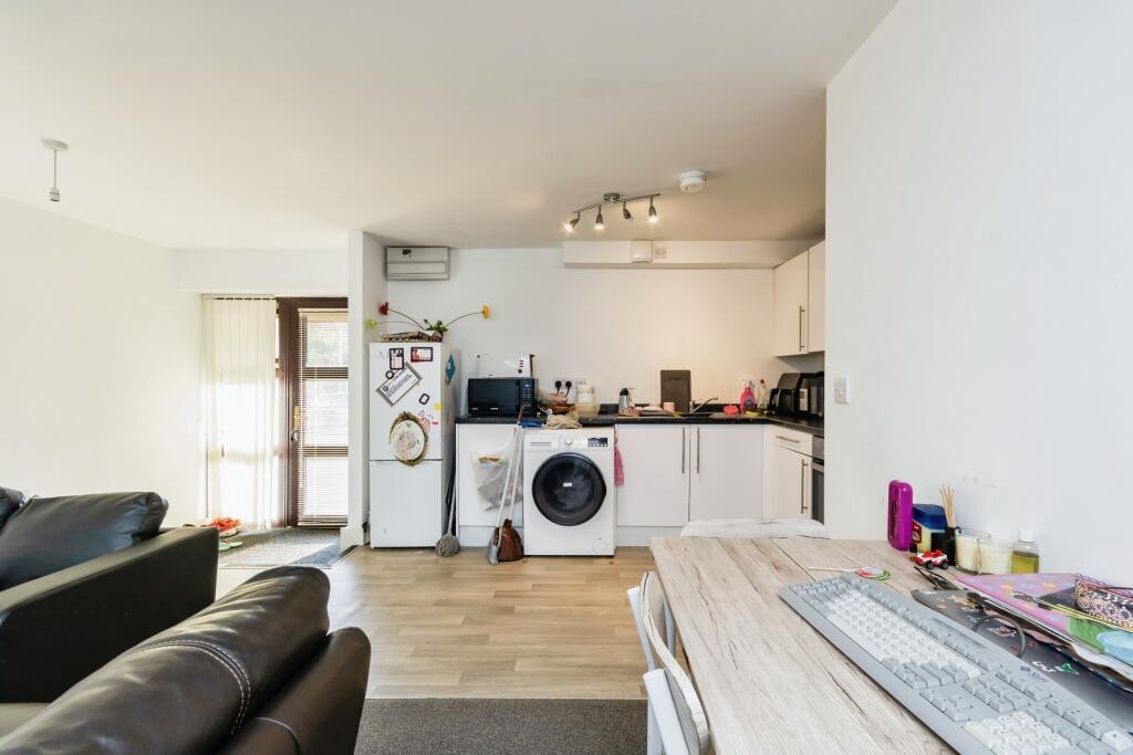 2 bed Apartment for rent in Nottingham. From Frank Innes - Nottingham