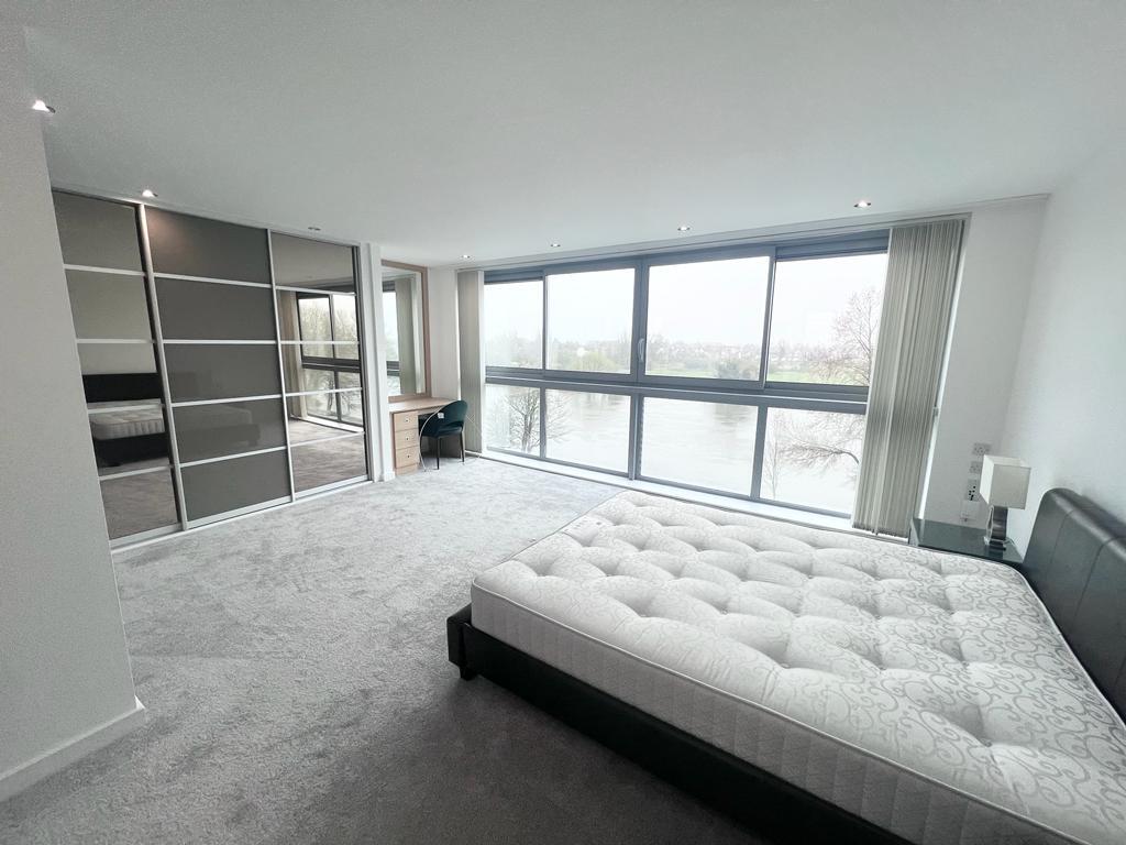 3 bed Apartment for rent in West Bridgford. From Frank Innes - Nottingham 3 bed Apartment for rent in West Bridgford. From Frank Innes - Nottingham