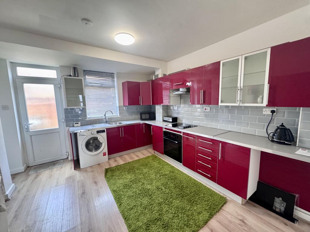 2 bed 1st Floor Flat for rent in Nottingham. From Frank Innes - Nottingham