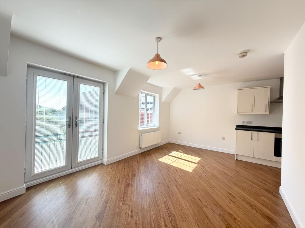 2 bed 1st Floor Flat for rent in Arnold. From Frank Innes - Nottingham