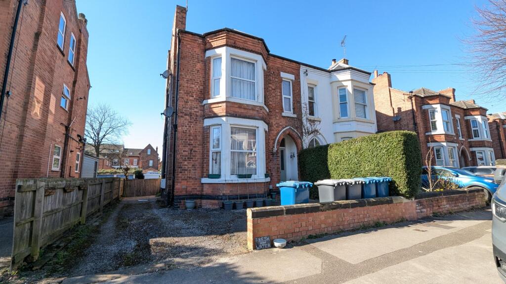 1 bed 1st Floor Flat for rent in West Bridgford. From Frank Innes - West Bridgford 1 bed 1st Floor Flat for rent in West Bridgford. From Frank Innes - West Bridgford