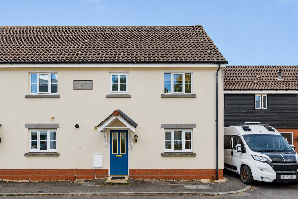 3 bed Semi Detached for rent in Bovey Tracey. From Fulfords - Newton Abbot 3 bed Semi Detached for rent in Bovey Tracey. From Fulfords - Newton Abbot