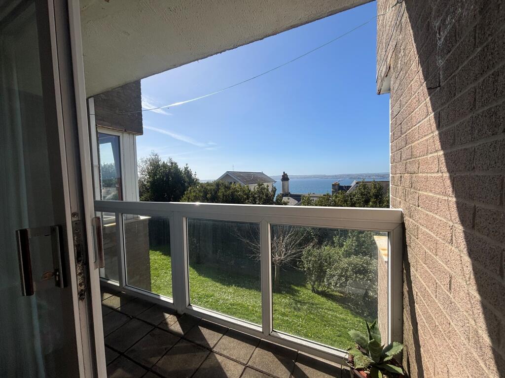 1 bed 1st Floor Flat for rent in Torquay. From Fulfords - Paignton