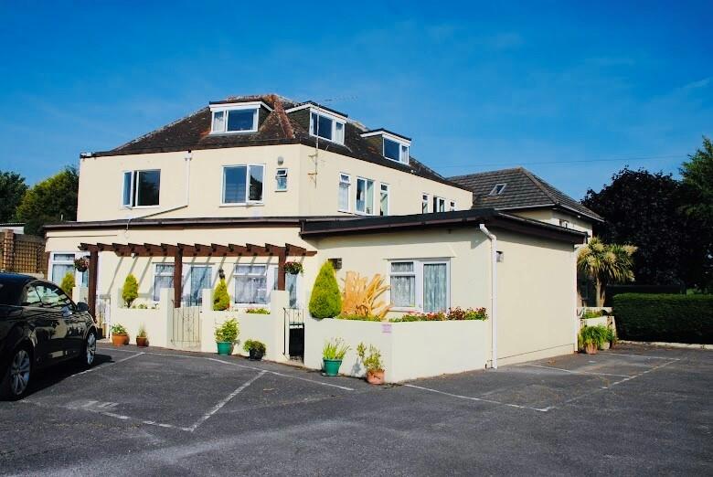 1 bed 1st Floor Flat for rent in Torquay. From Fulfords - Paignton 1 bed 1st Floor Flat for rent in Torquay. From Fulfords - Paignton