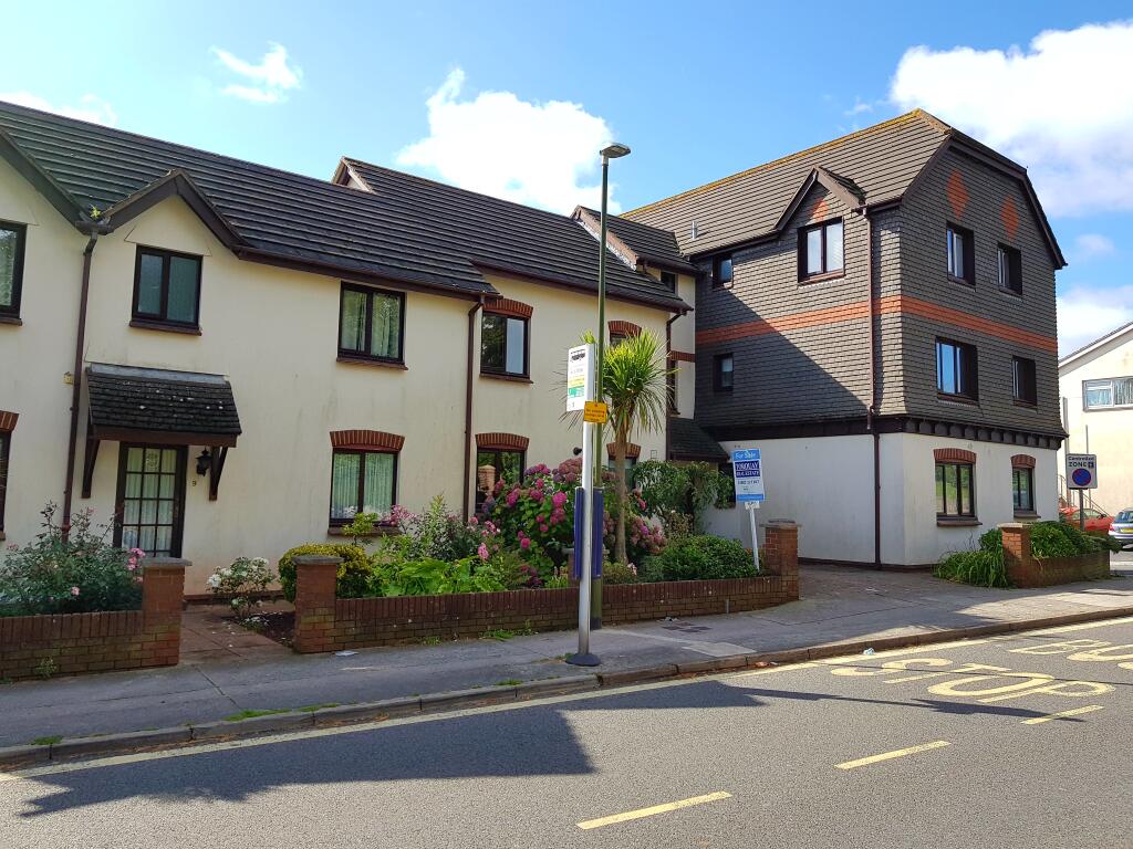 1 bed 1st Floor Flat for rent in Torquay. From Fulfords - Paignton