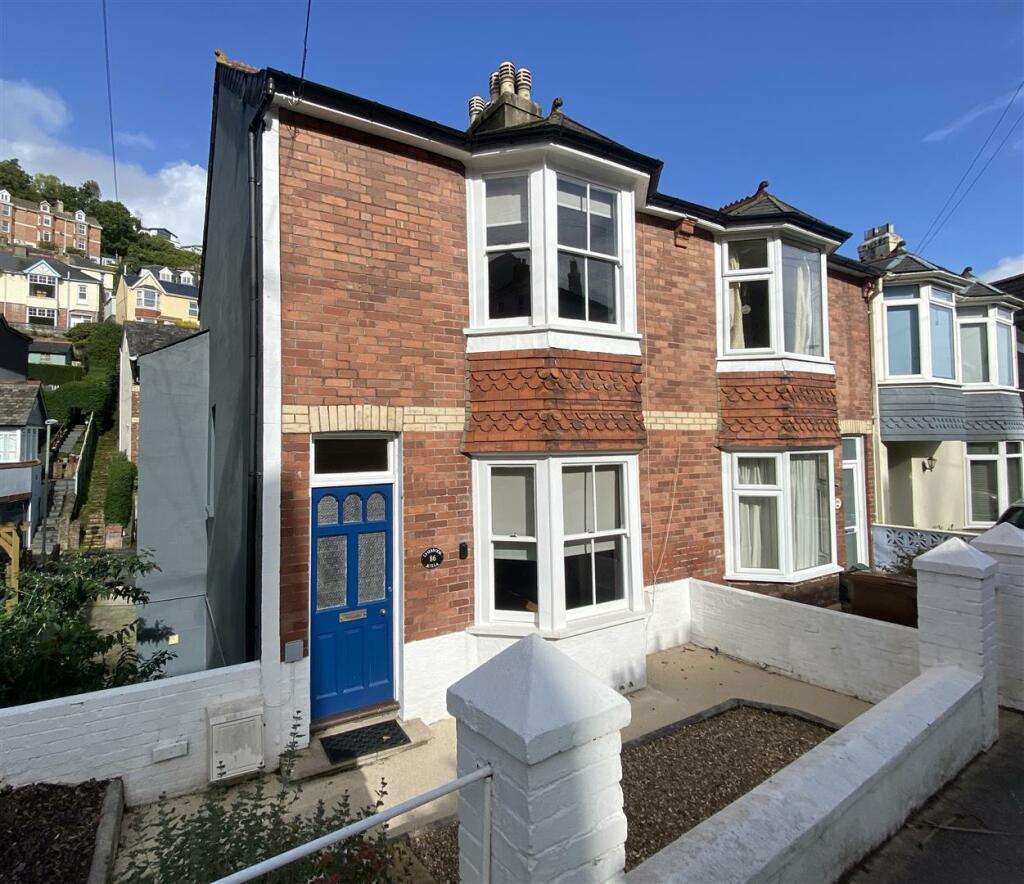 3 bed Detached for rent in Dartmouth. From Fulfords - Paignton 3 bed Detached for rent in Dartmouth. From Fulfords - Paignton