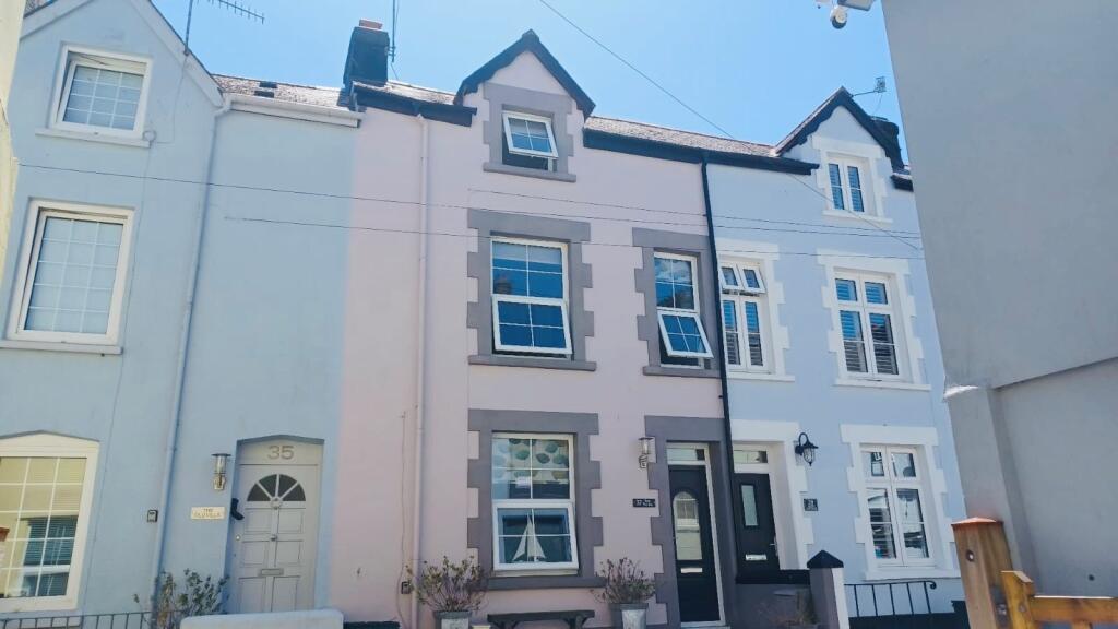 2 bed Detached for rent in Dartmouth. From Fulfords - Paignton 2 bed Detached for rent in Dartmouth. From Fulfords - Paignton