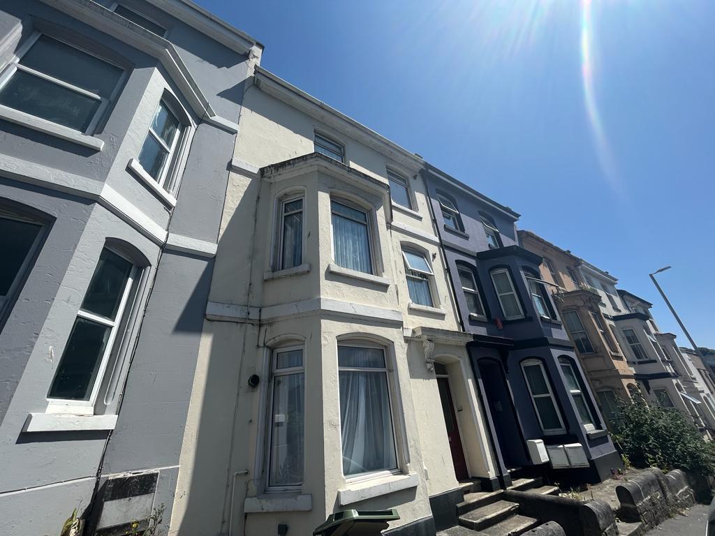 1 bed 1st Floor Flat for rent in Torpoint. From Fulfords - Plymouth