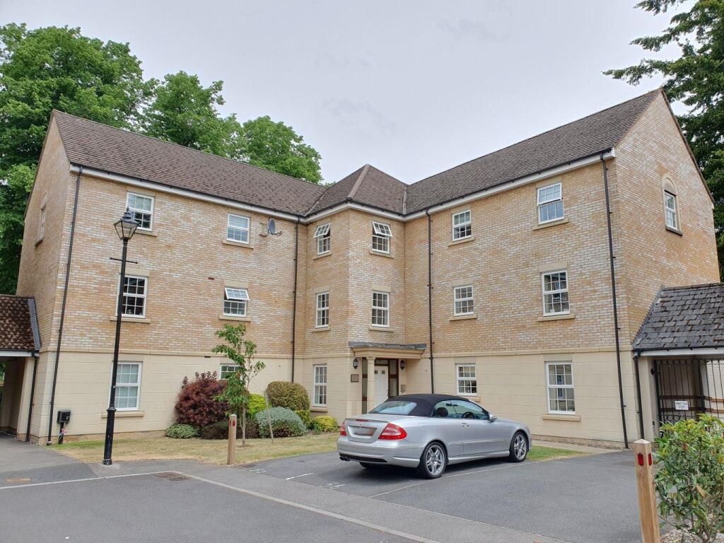 2 bed 1st Floor Flat for rent in Newbury. From Girard Lettings - Newbury