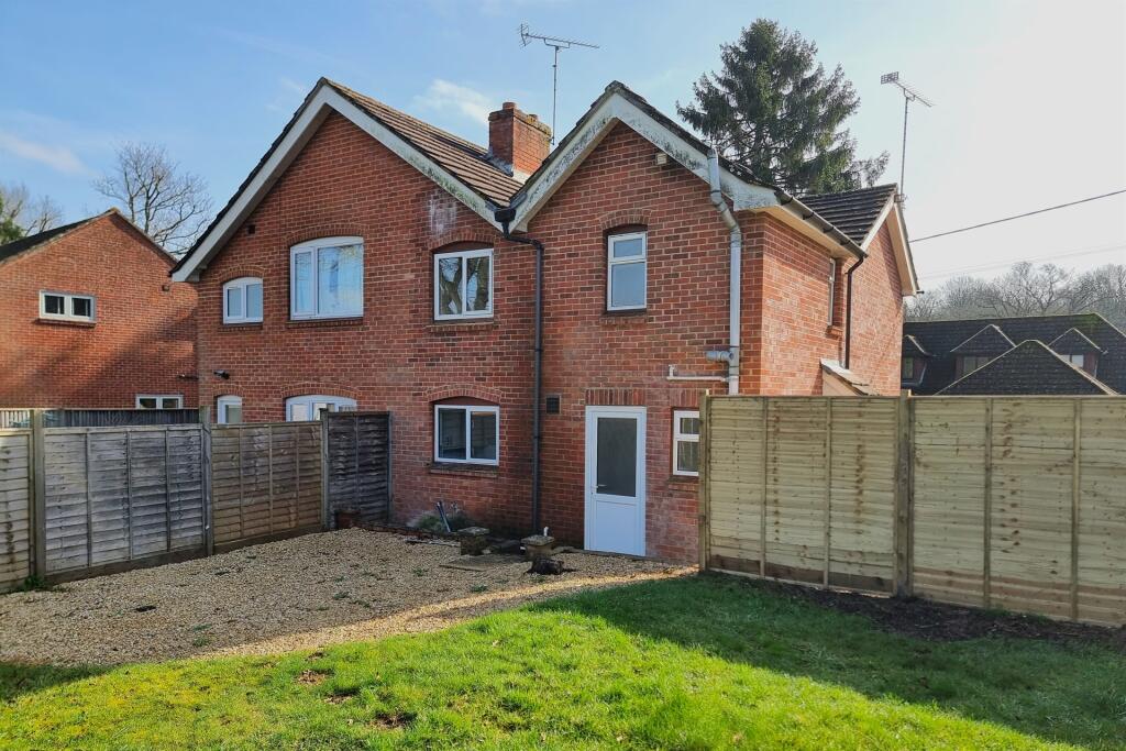2 bed Semi Detached for rent in Newtown. From Goadsby - Chandler's Ford 2 bed Semi Detached for rent in Newtown. From Goadsby - Chandler's Ford