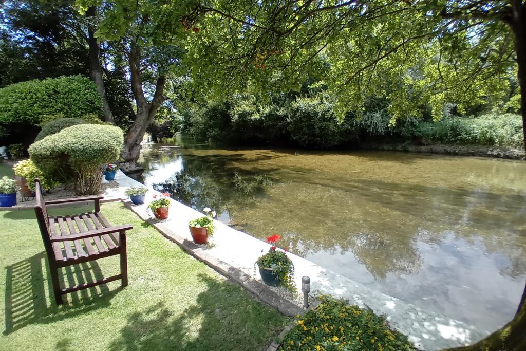 2 bed 1st Floor Flat for rent in Quidhampton. From Goadsby - Salisbury