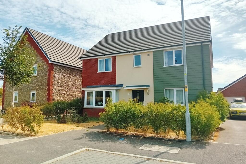 4 bed Detached for rent in Ford. From Goadsby - Salisbury