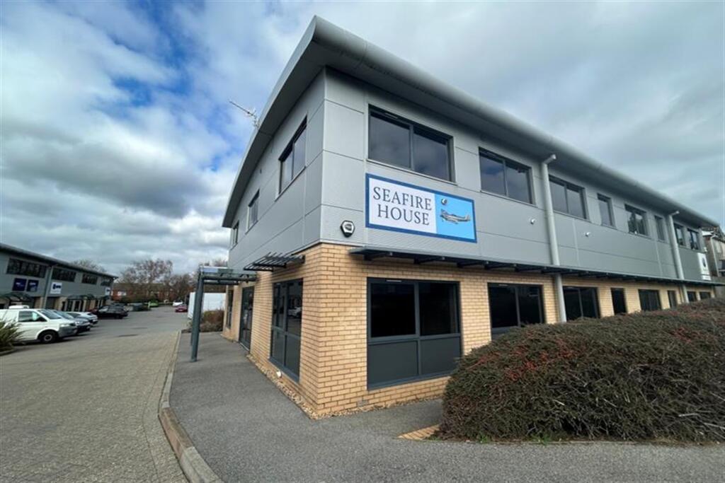 2 bed 1st Floor Flat for rent in Hamble-le-Rice. From Goadsby - Southampton