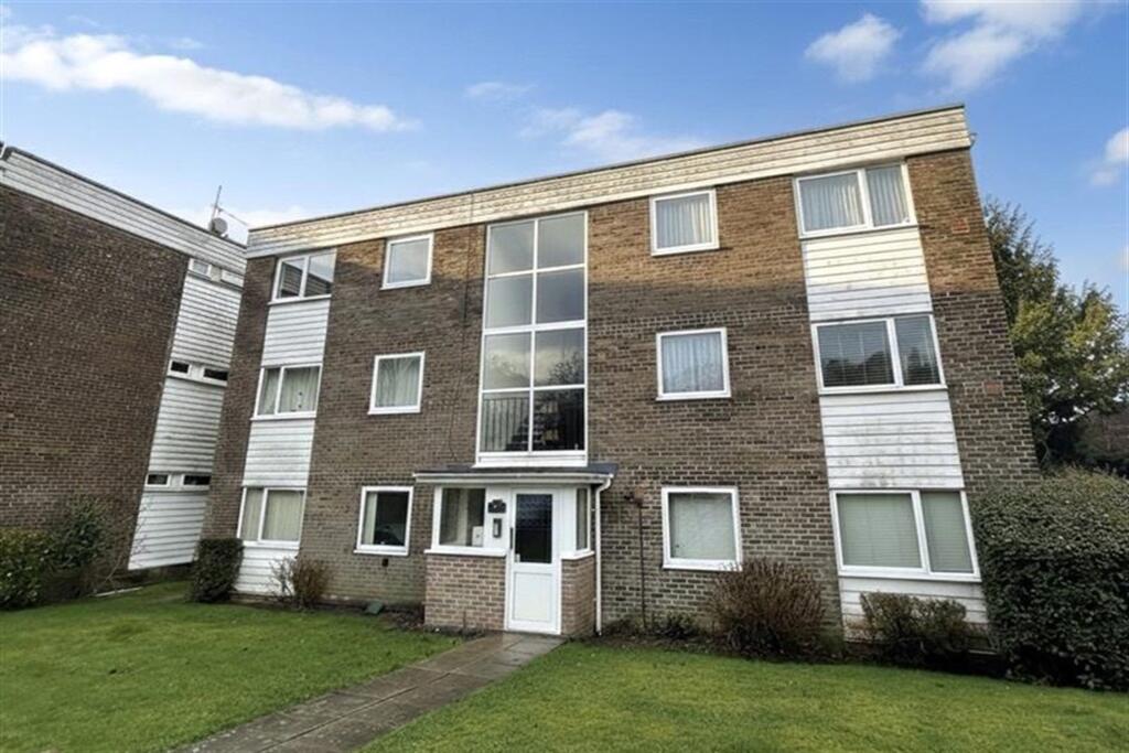 2 bed 1st Floor Flat for rent in Rownhams. From Goadsby - Southampton