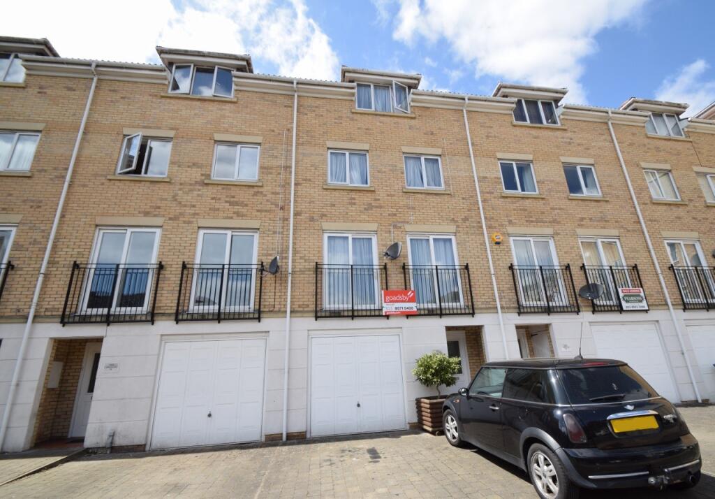 4 bed Mid Terraced House for rent in Southampton. From Goadsby - Southampton