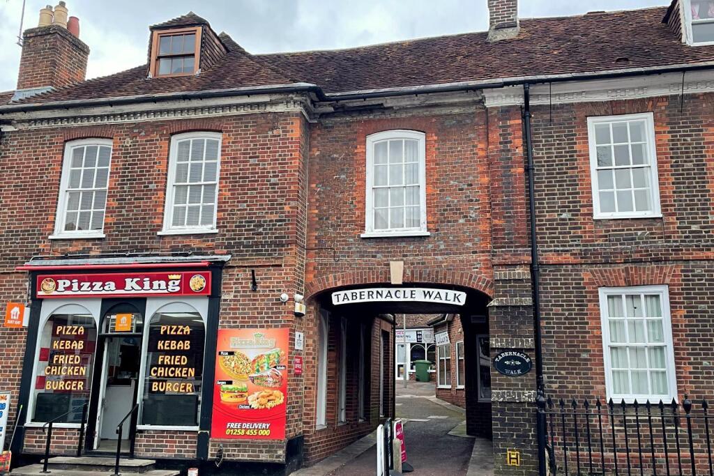 1 bed 1st Floor Flat for rent in Blandford Forum. From Goadsby - Wimborne