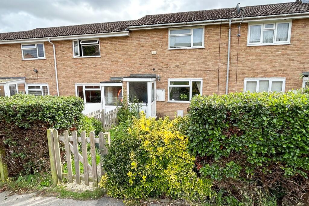 3 bed Mid Terraced House for rent in Blandford Forum. From Goadsby - Wimborne
