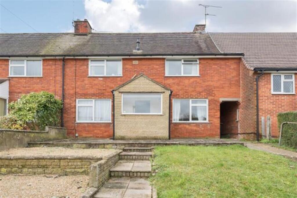 6 bed Detached for rent in Harestock. From Goadsby - Winchester