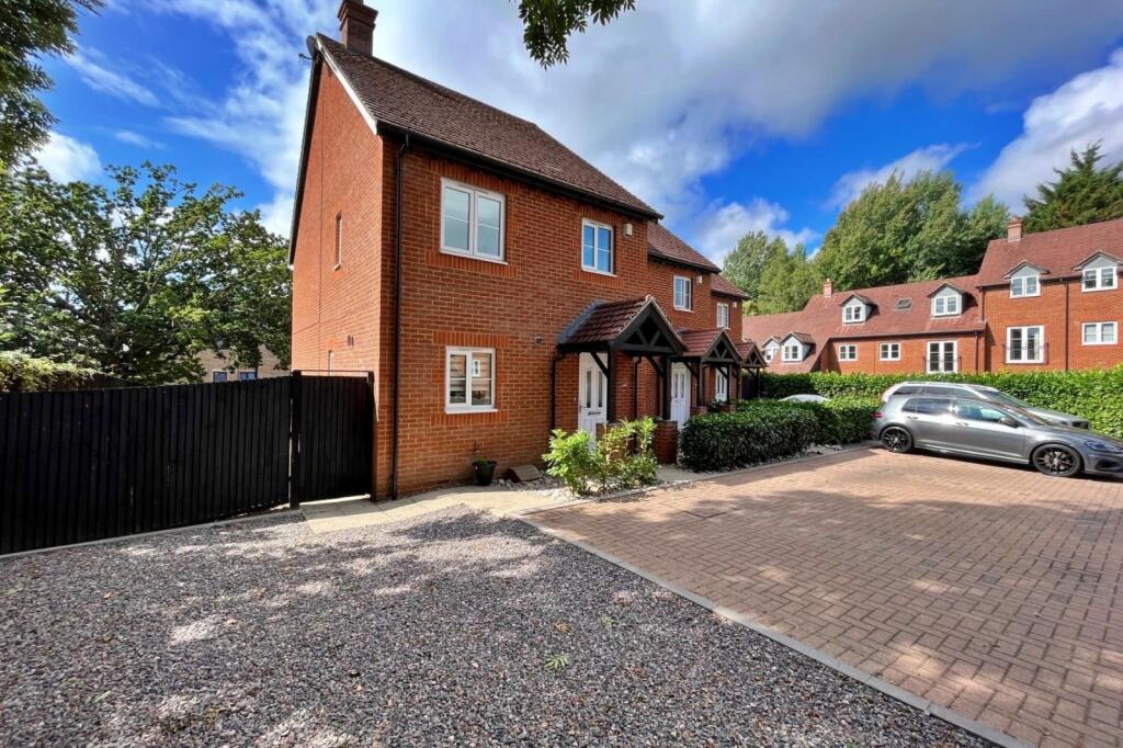 4 bed End of Terrace for rent in South Down. From Goadsby - Winchester