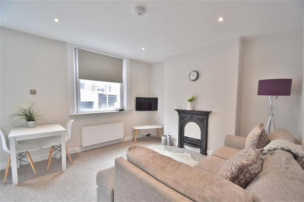 2 bed 1st Floor Flat for rent in Winchester. From Goadsby - Winchester