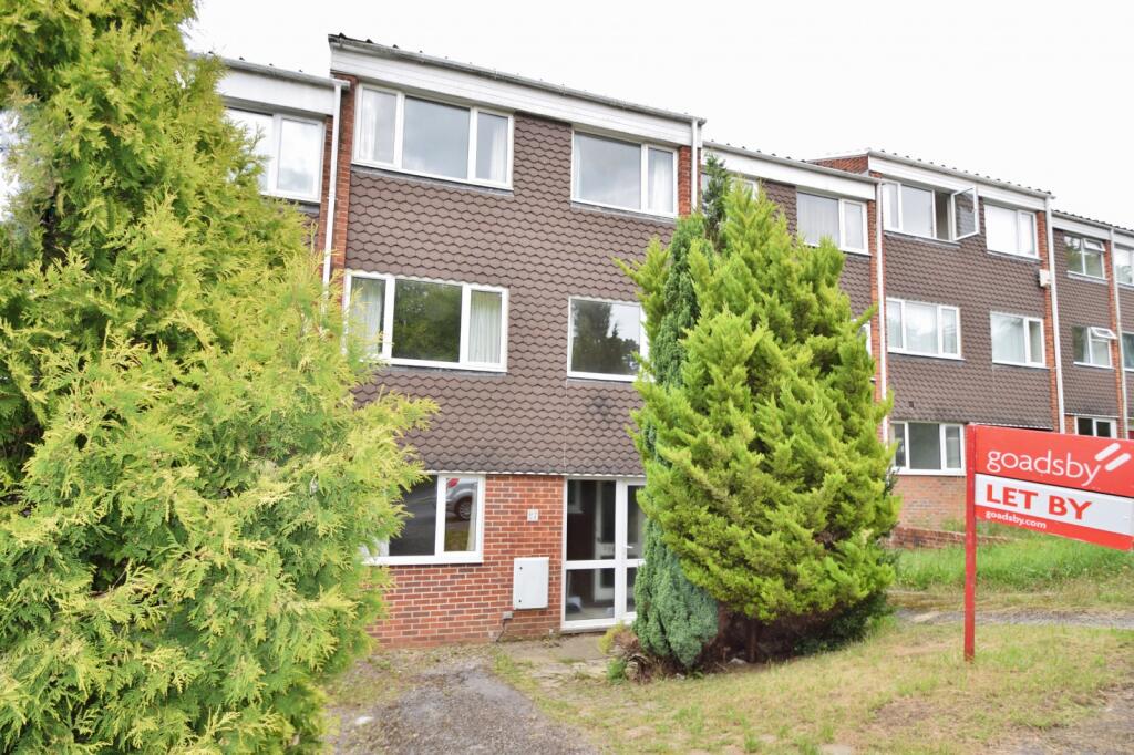 5 bed Mid Terraced House for rent in Harestock. From Goadsby - Winchester 5 bed Mid Terraced House for rent in Harestock. From Goadsby - Winchester