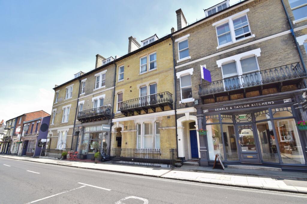 2 bed 1st Floor Flat for rent in Winchester. From Goadsby - Winchester
