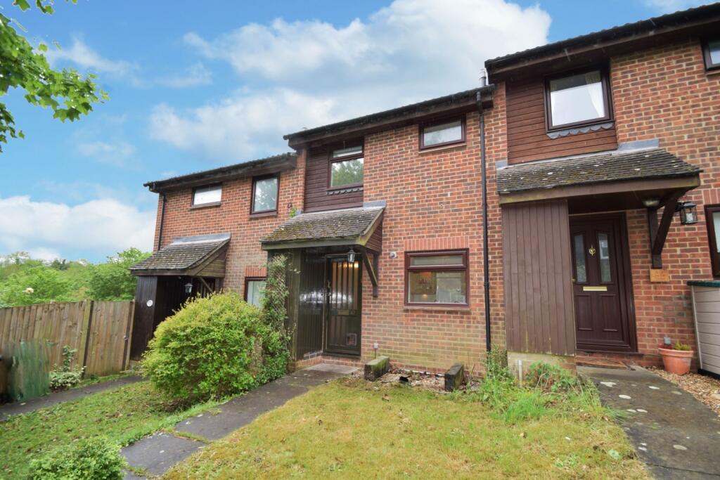 2 bed Mid Terraced House for rent in Harestock. From Goadsby - Winchester 2 bed Mid Terraced House for rent in Harestock. From Goadsby - Winchester