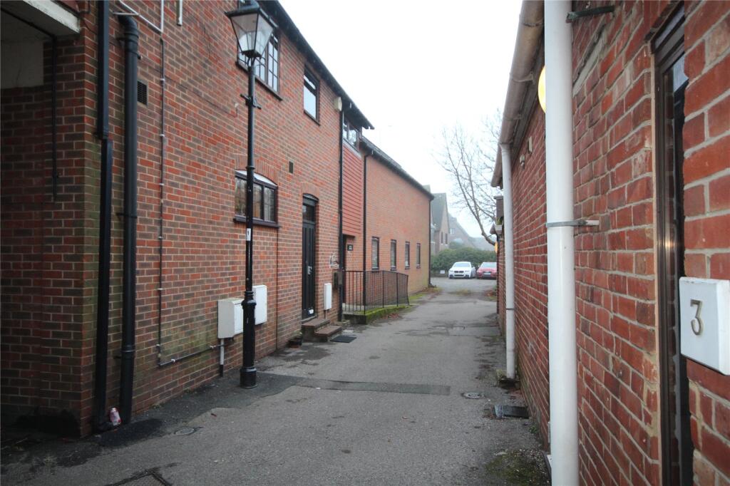 2 bed Apartment for rent in Ringwood. From Grants Of Ringwood - Ringwood