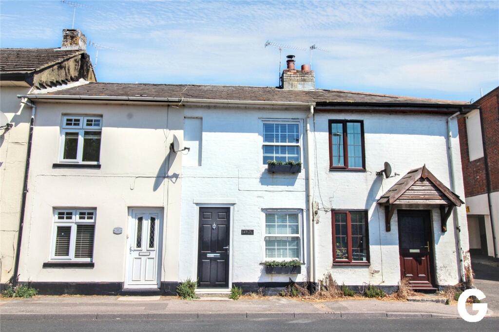 1 bed Mid Terraced House for rent in Ringwood. From Grants Of Ringwood - Ringwood 1 bed Mid Terraced House for rent in Ringwood. From Grants Of Ringwood - Ringwood
