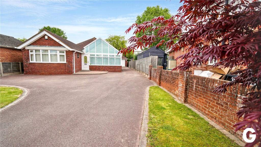 2 bed Bungalow for rent in Ringwood. From Grants Of Ringwood - Ringwood 2 bed Bungalow for rent in Ringwood. From Grants Of Ringwood - Ringwood