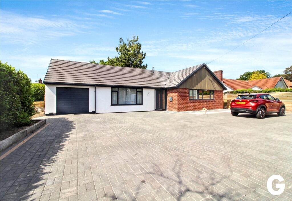 4 bed Bungalow for rent in Ashley Heath. From Grants Of Ringwood - Ringwood