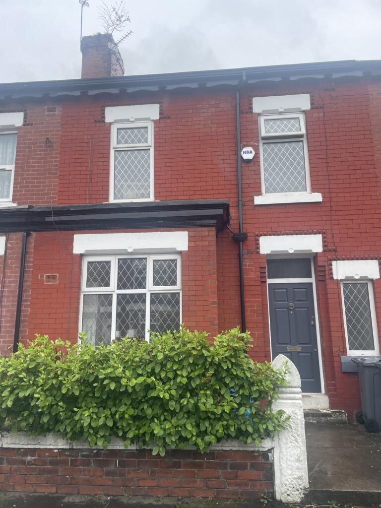 4 bed Mid Terraced House for rent in Manchester. From Jupiter Properties (MCR) - Fallowfield 4 bed Mid Terraced House for rent in Manchester. From Jupiter Properties (MCR) - Fallowfield