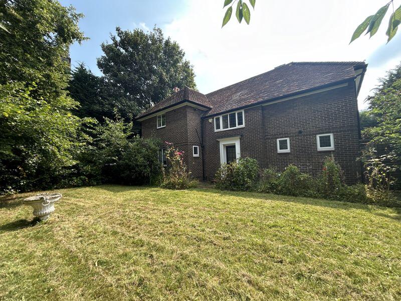 4 bed Detached for rent in Burton upon Trent. From Keates - Stoke On Trent 4 bed Detached for rent in Burton upon Trent. From Keates - Stoke On Trent