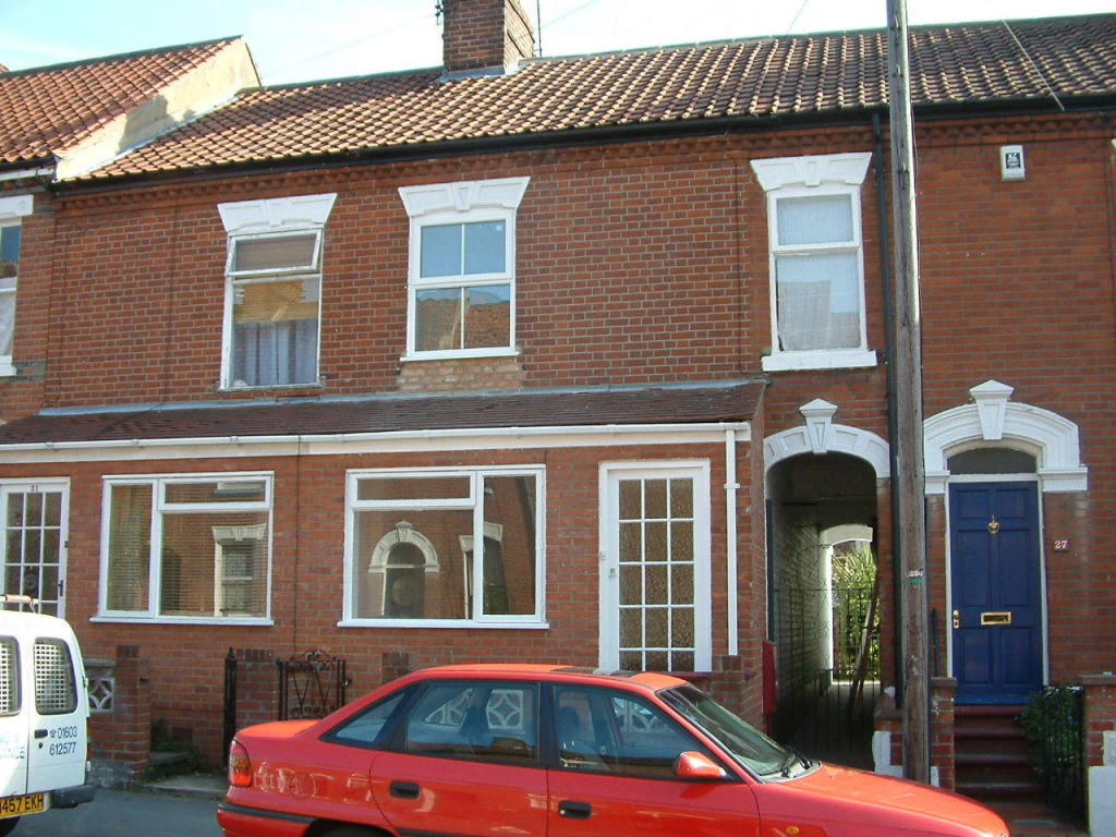 2 bed Mid Terraced House for rent in Norwich. From Kent Property Management Lettings & Sales - Norwich