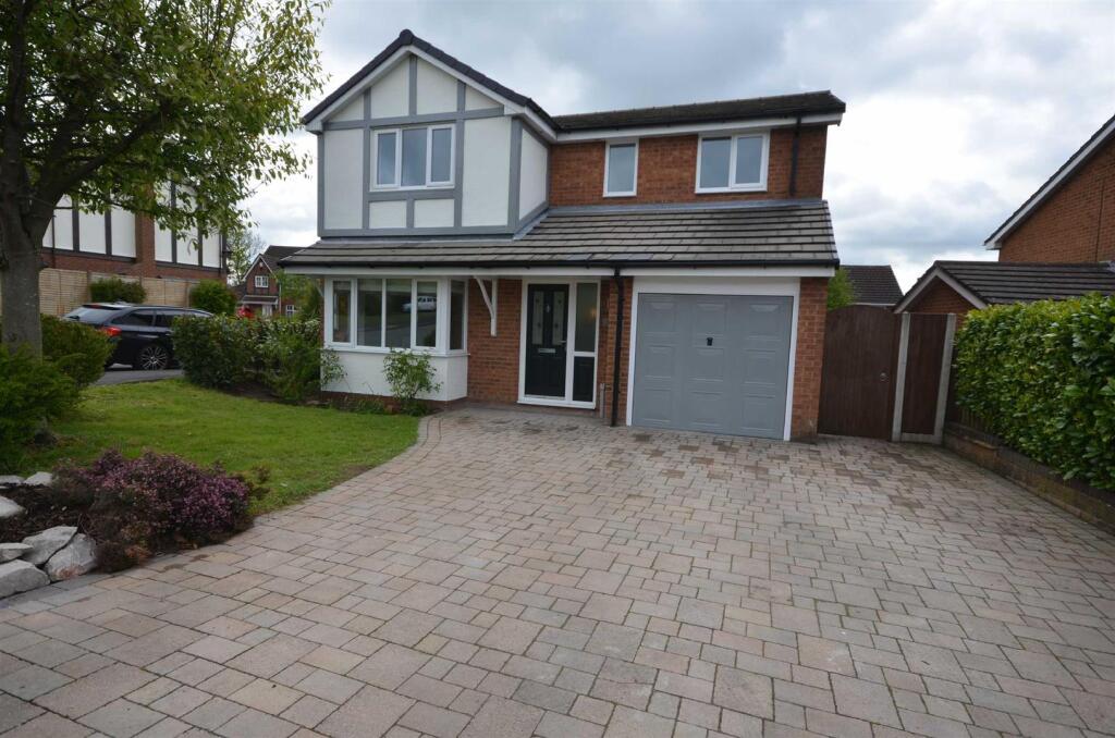 4 bed Detached for rent in Stone. From Tinsley-Garner Independent Estate Agents - Stone