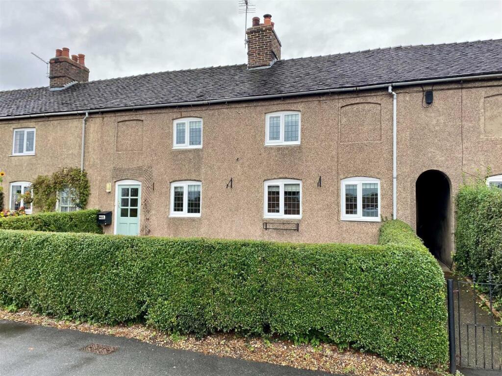 3 bed Cottage for rent in Swynnerton. From Tinsley-Garner Independent Estate Agents - Stone